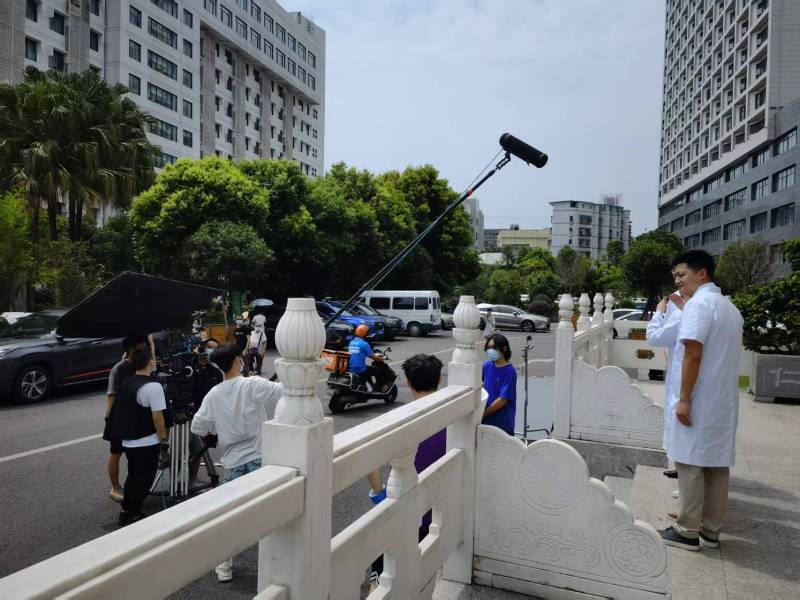 印台区广告片拍摄公司低成本实现高规格制作的诀窍